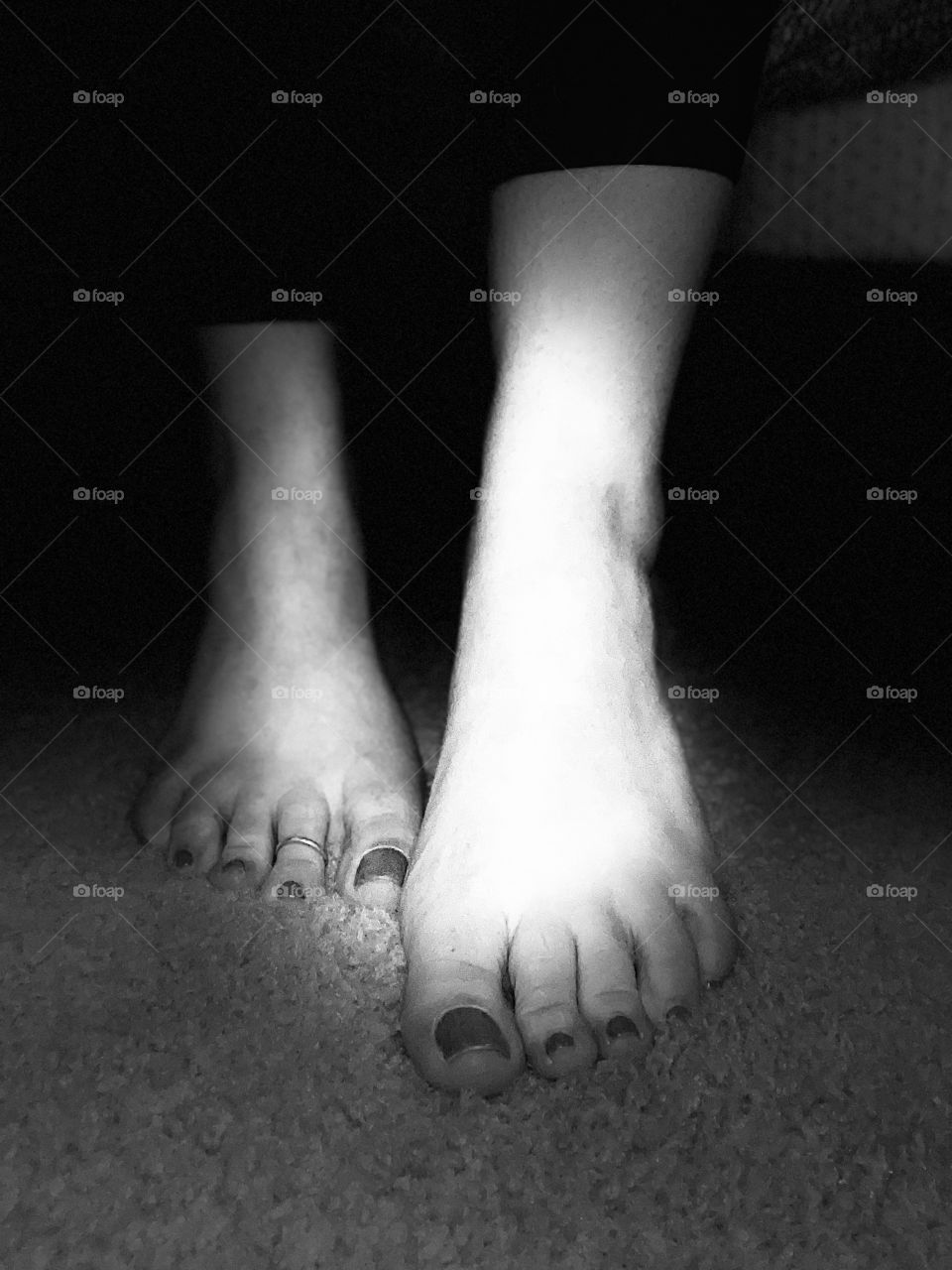 Tip toe into the night 