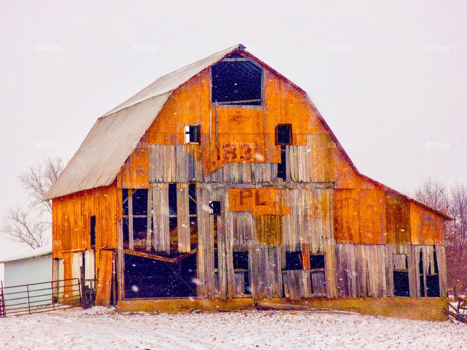 Rustic old barn in Indiana