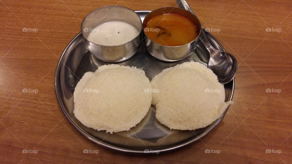Idli sambhar