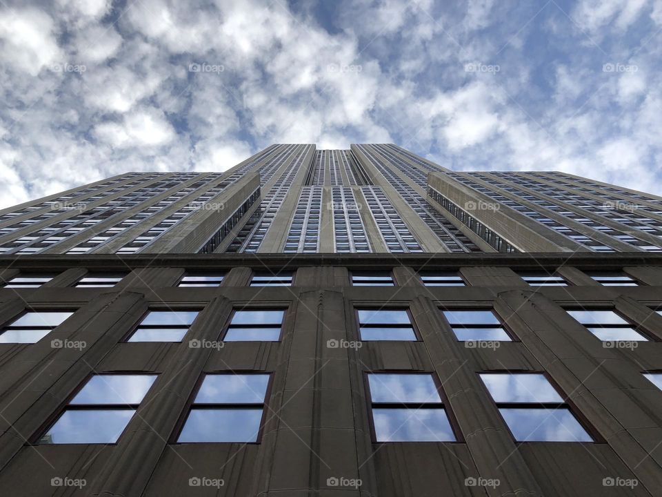 Bottom view of Empire State Building, in New York.