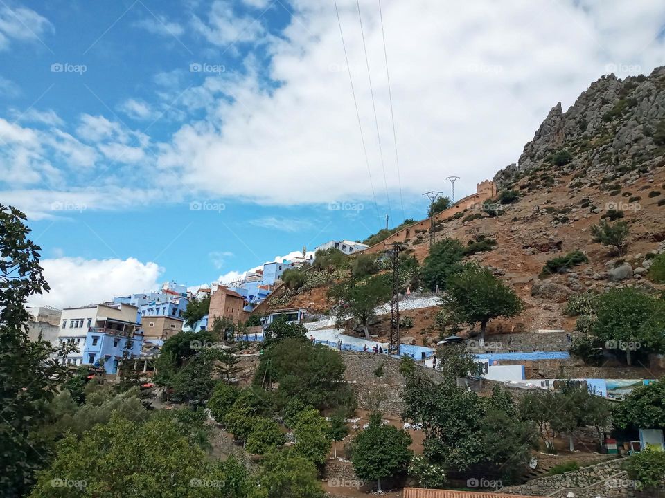 Population between the nature