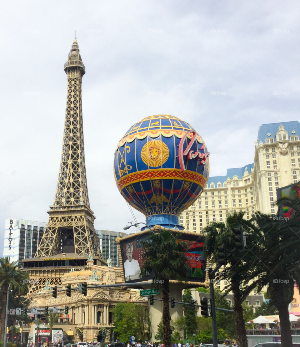 Vegas Paris