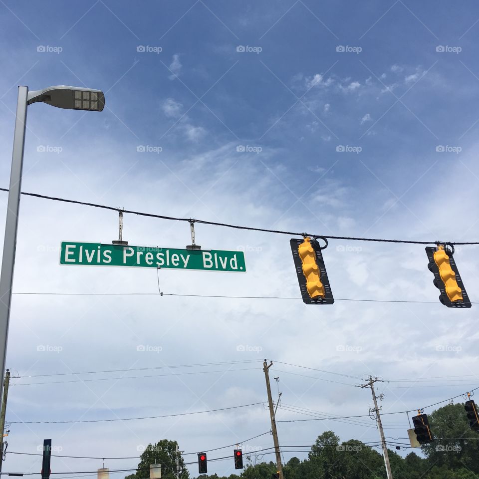 Elvis Presley Blvd Sign