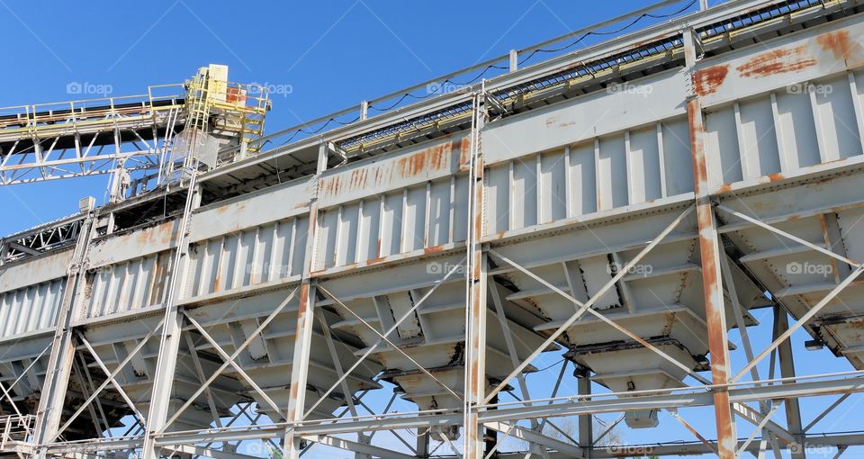 Overhead Rock Quarry Bins