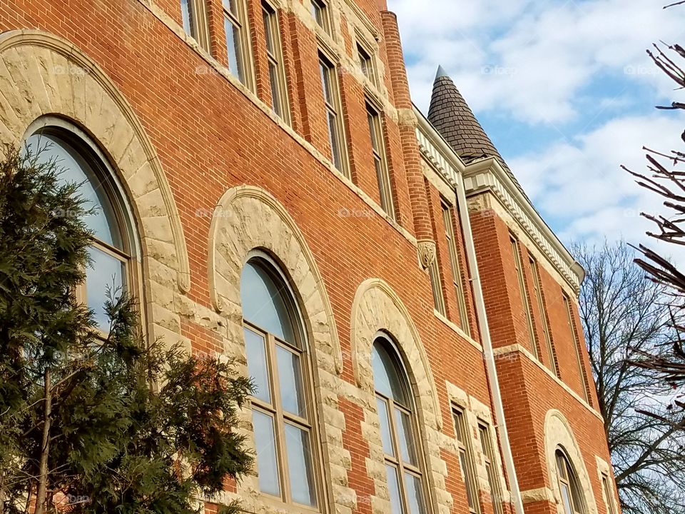 The Richland County Courthouse.
This building has so many details.