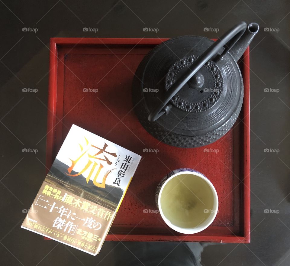 A book & tea