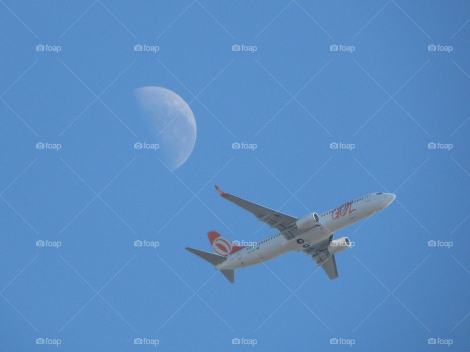 airplane moon boeing gol by undersound