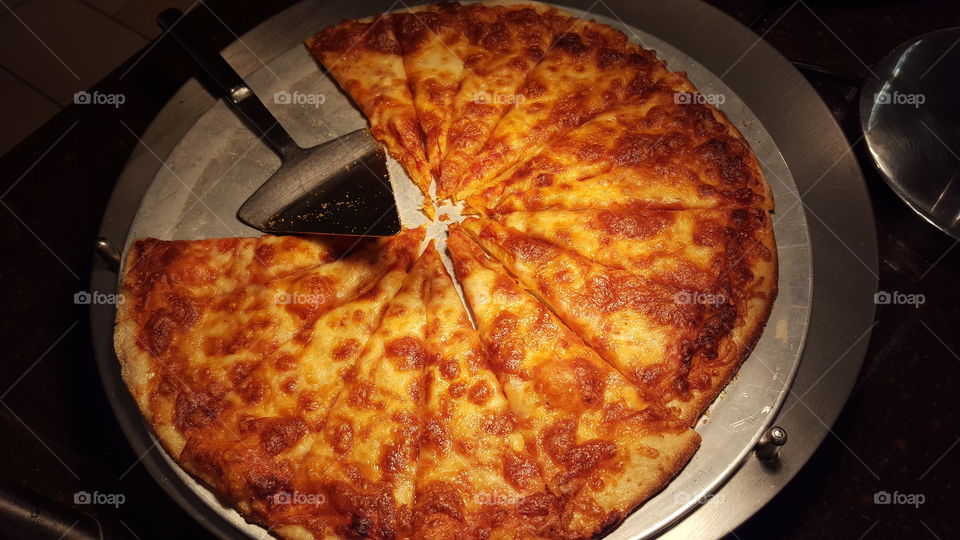 cheese pizza