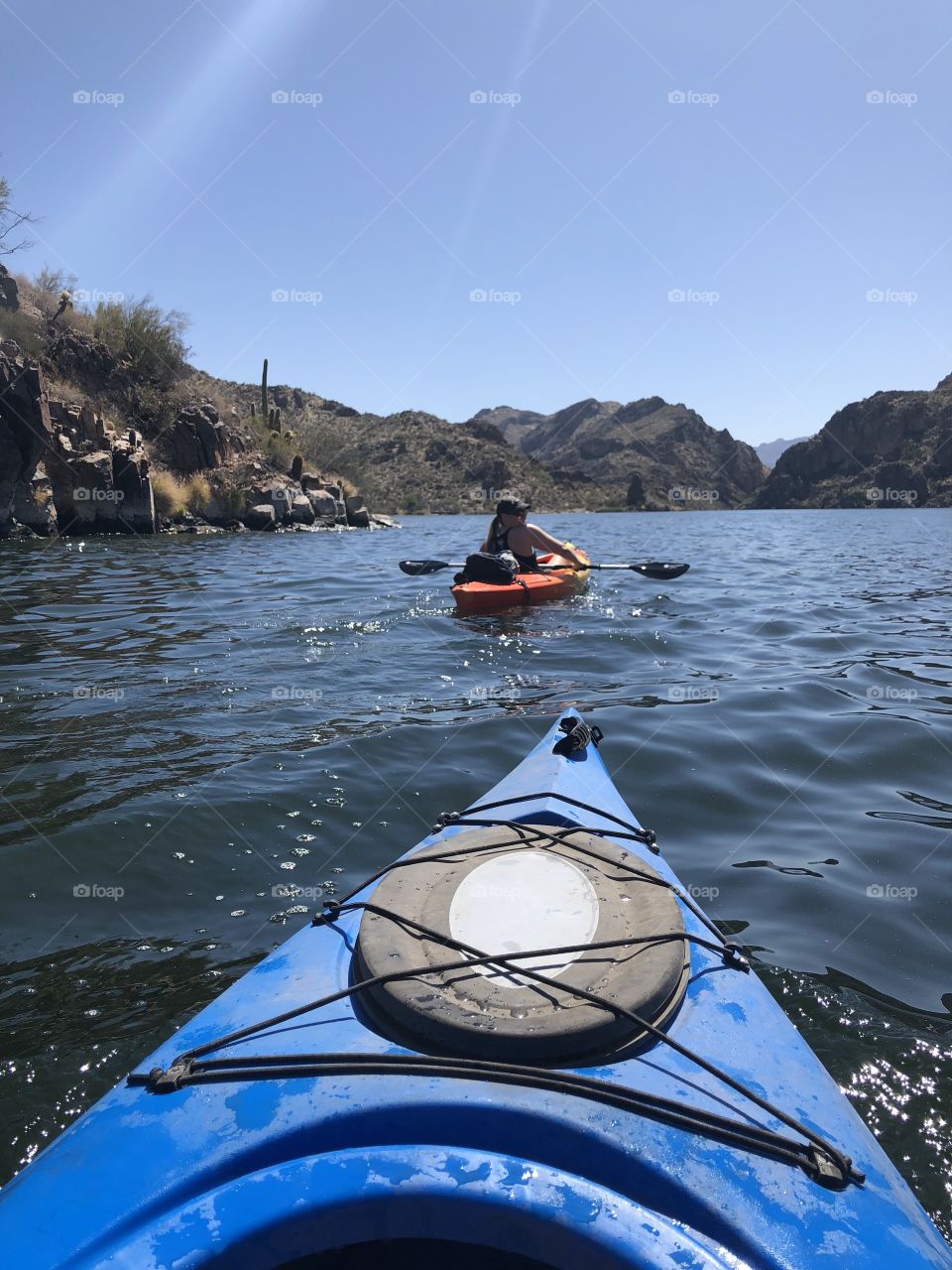 Kayaking on a lake in the desert of Arizona 
