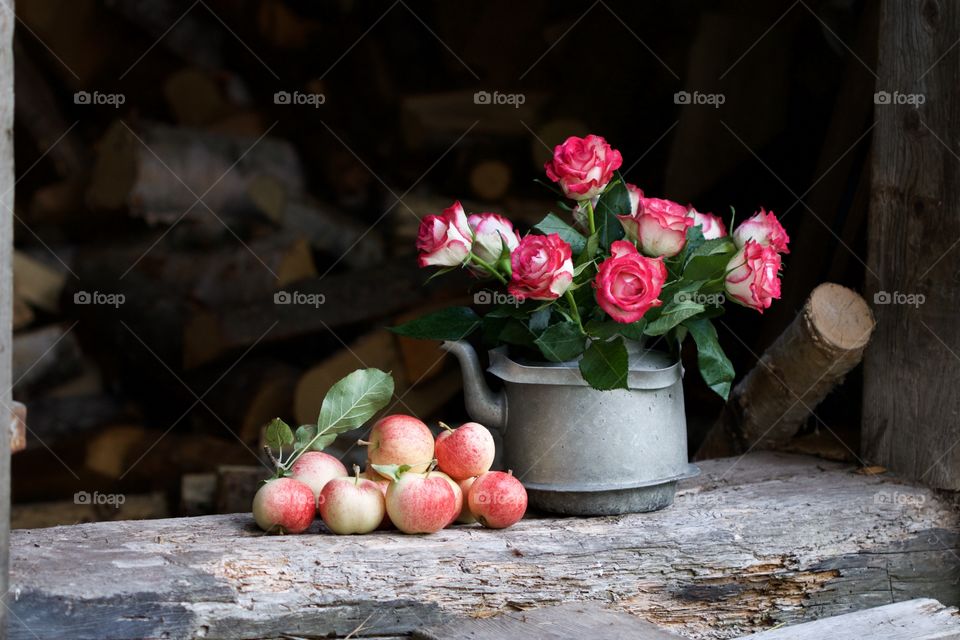 pink roses and apple