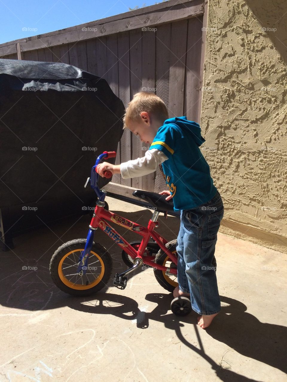 Learning to ride a bicycle 