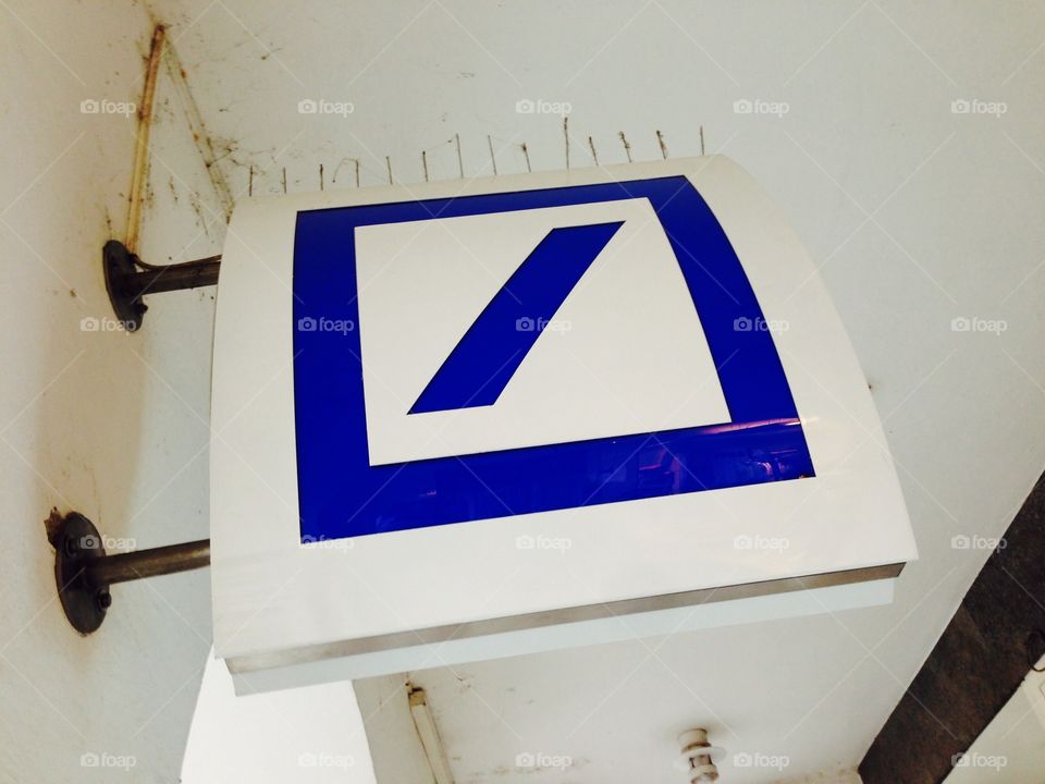 Deutsche Bank. Deutsche Bank sign