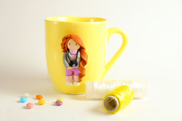 yellow mug