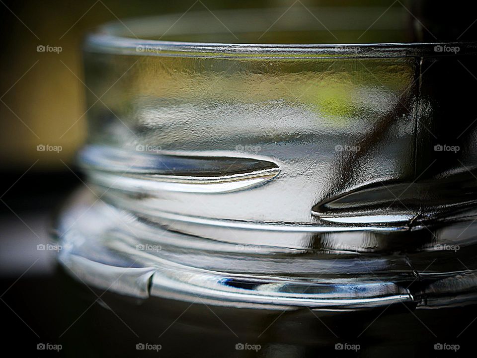 Glass with pattern