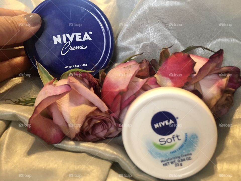 Nivea soft creme with roses 🌹