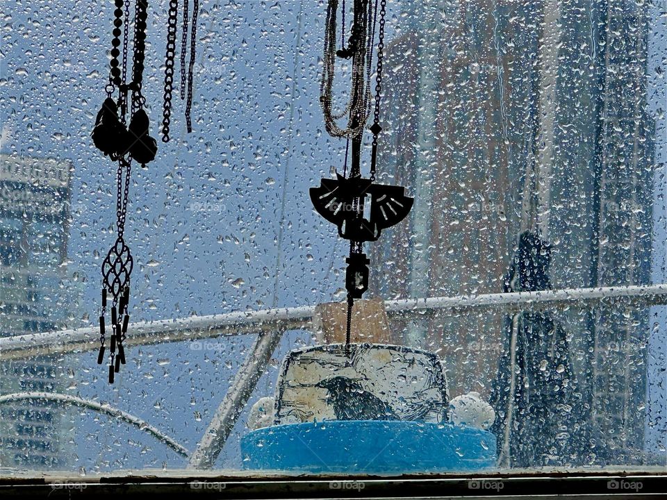 This is what happens when raindrops on a boat window are illuminated in a certain way. They sparkle like a glittering curtain as is the case here aboard “Salvation”, the “28 ft 1969 Luhrs” cabin cruiser that is our home. 2024. Hypnotic Productions