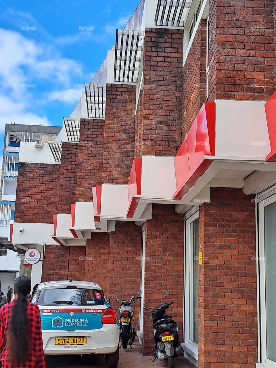 Bank building architecture