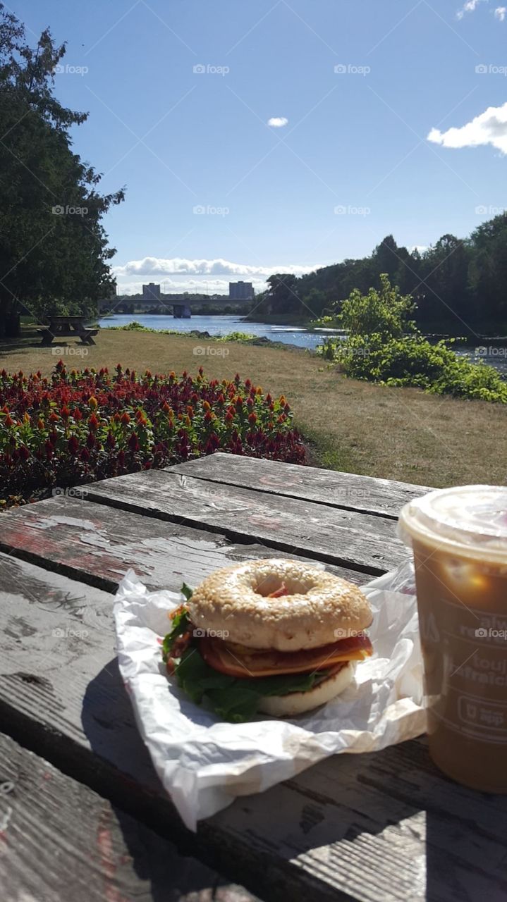 What is harmony? An iced coffee in a warm day, a sandwich and a complete peacefulness is just one definition