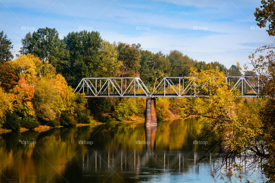 Train Bridge Crossing The Willamette River Albany Oregon Water Reflection