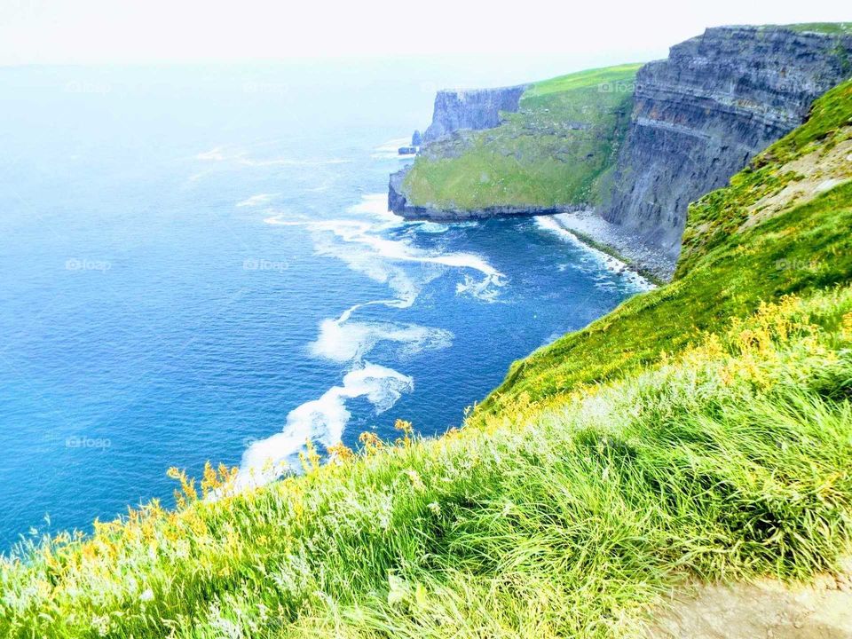 Breathtaking photos of the Cliffs of Moher in Ireland.