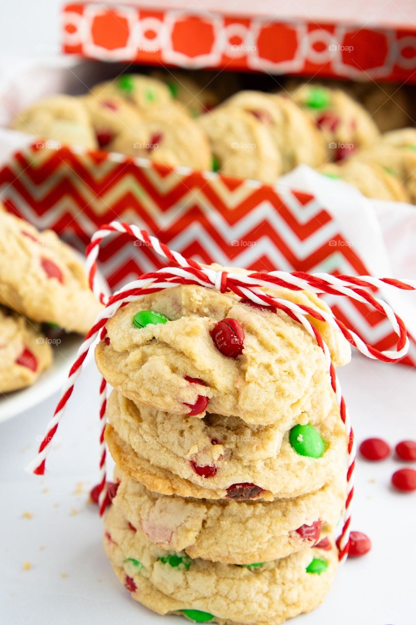 Christmas m&m cookies all wrapped up