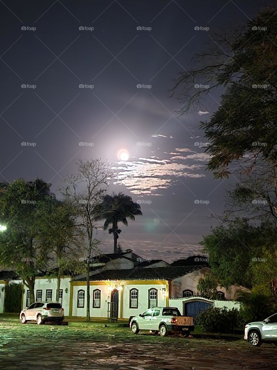 Full moon in winter in Tiradentes MG