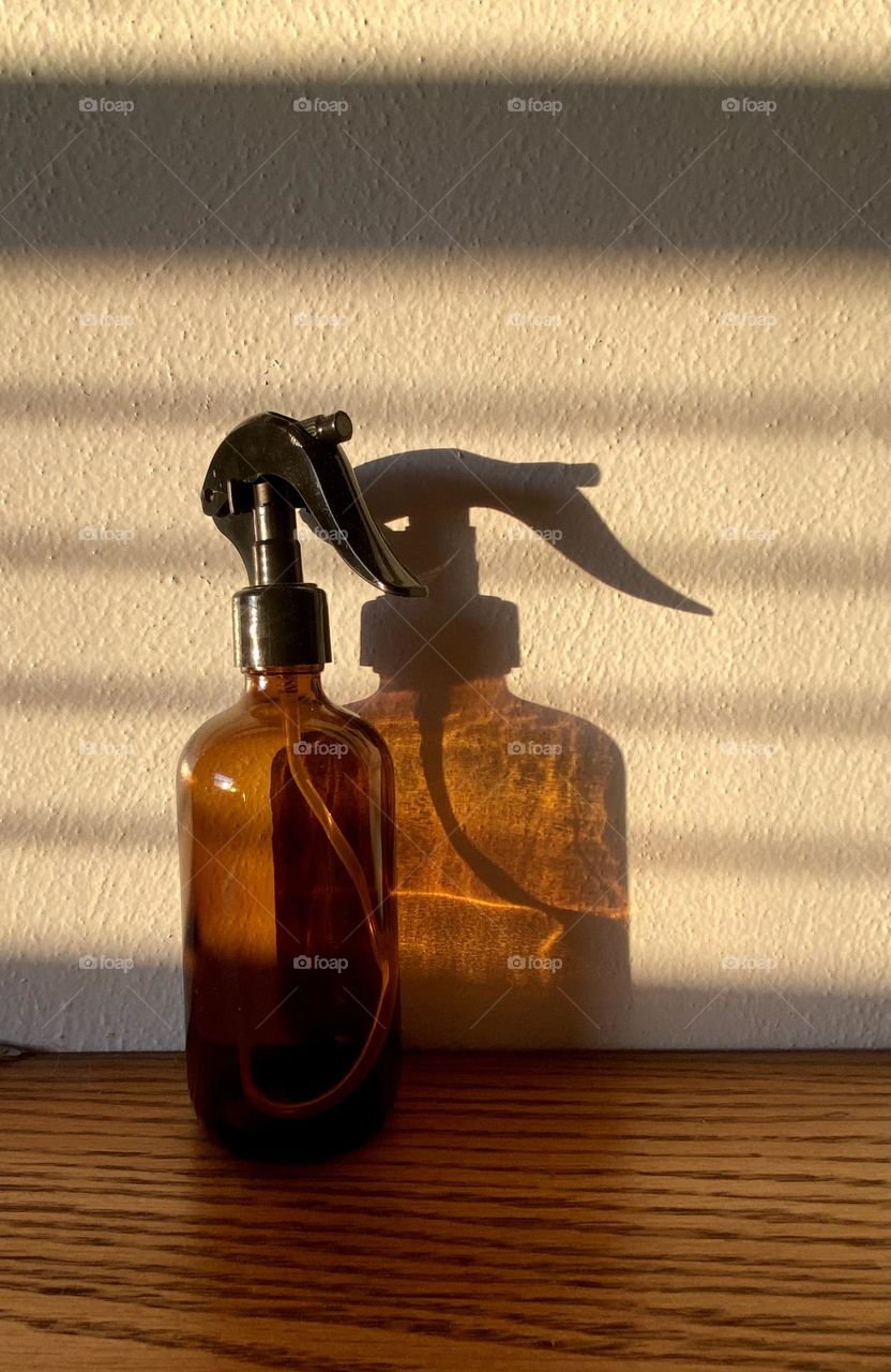 Glass Spray bottle with shadow