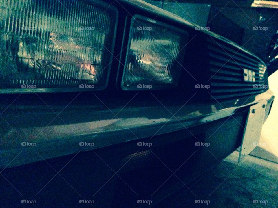 DeLorean head lights