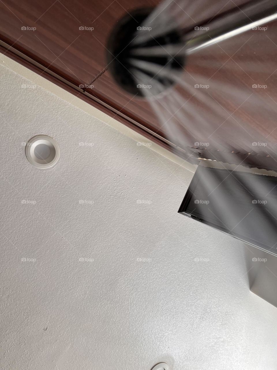 Kitchen sink spray nozzle. A view from the sink