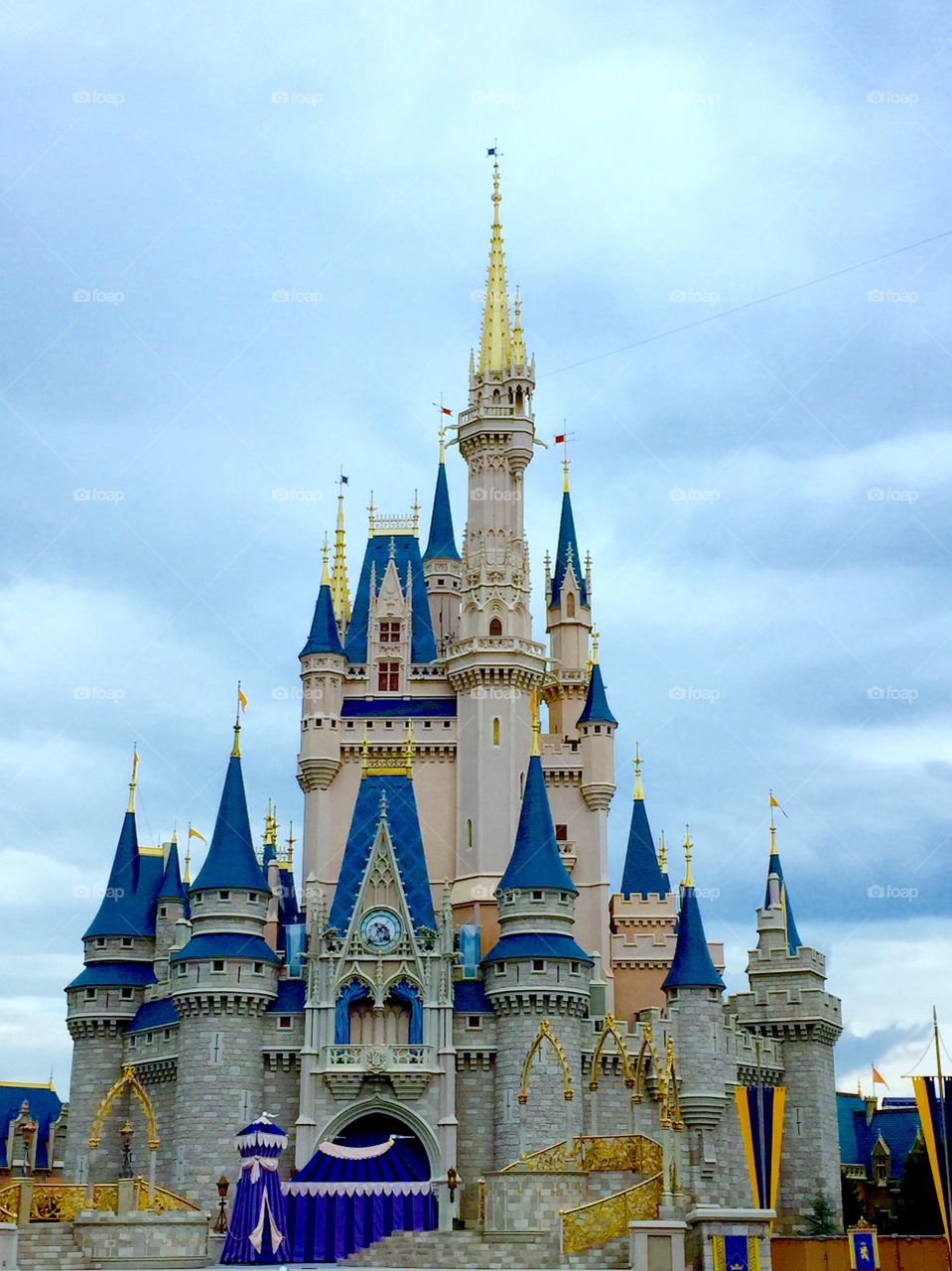 Disney World Castle. Cinderella's Castle 