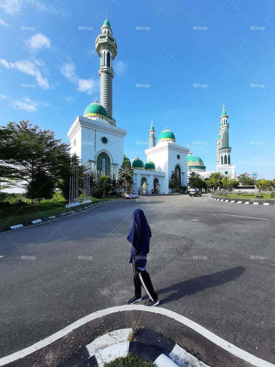 walk around the mosque