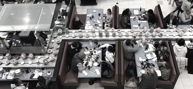 Assembly dining 