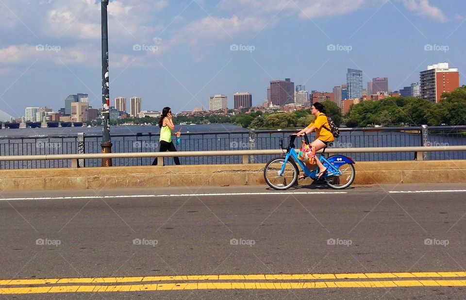 To live is to be on the move! Isn't it nice to think that as long as we're alive, we should always continue to act, seeking, laughing, being happy and enjoying the life within us? Living is not standing still!