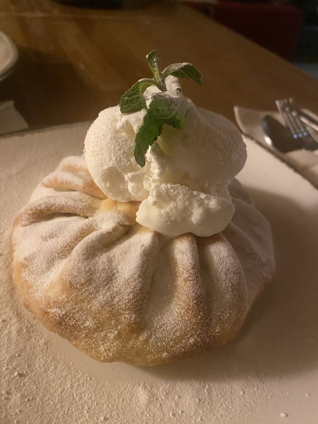 Dessert with ice cream