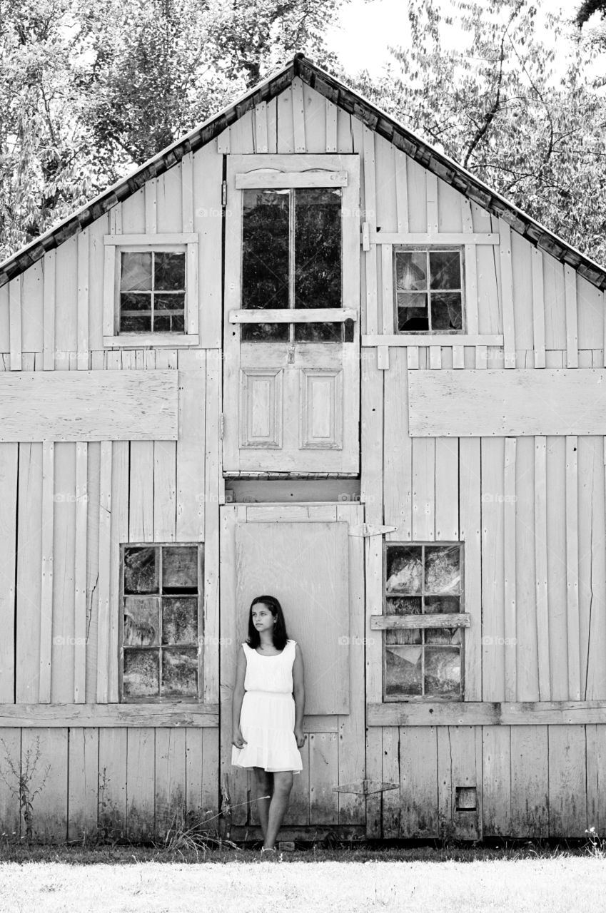 Barn Door. Taking my daughters photo