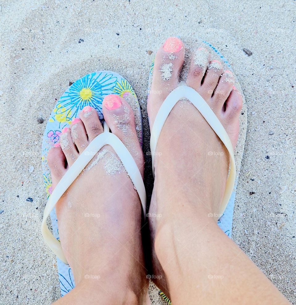 holiday feet at the beach,  painted toes, sand, sun, toes,feet,sandals