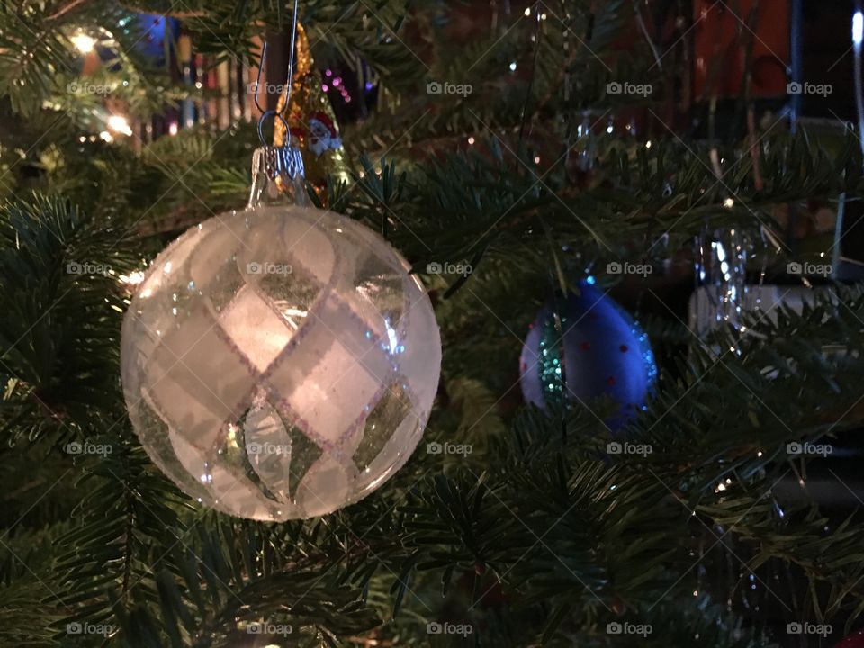 Crystal ornament 