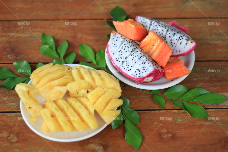 Exotic fruits for breakfast 
