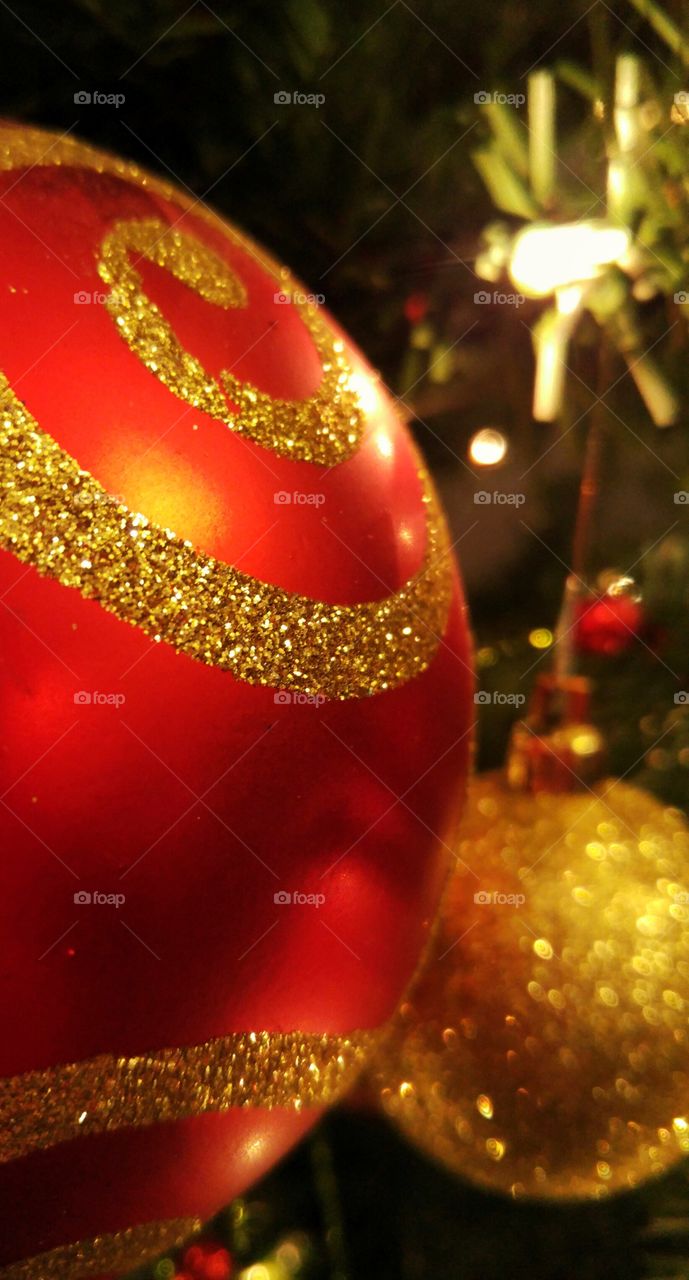 Up close with Christmas balls