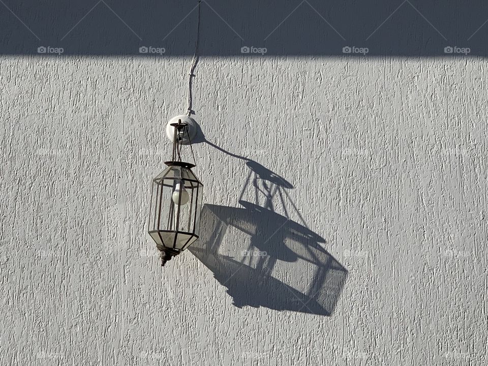 Lamp and it’s shadow 