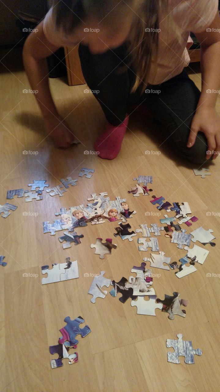 Indoors, People, Teamwork, Game, Leisure