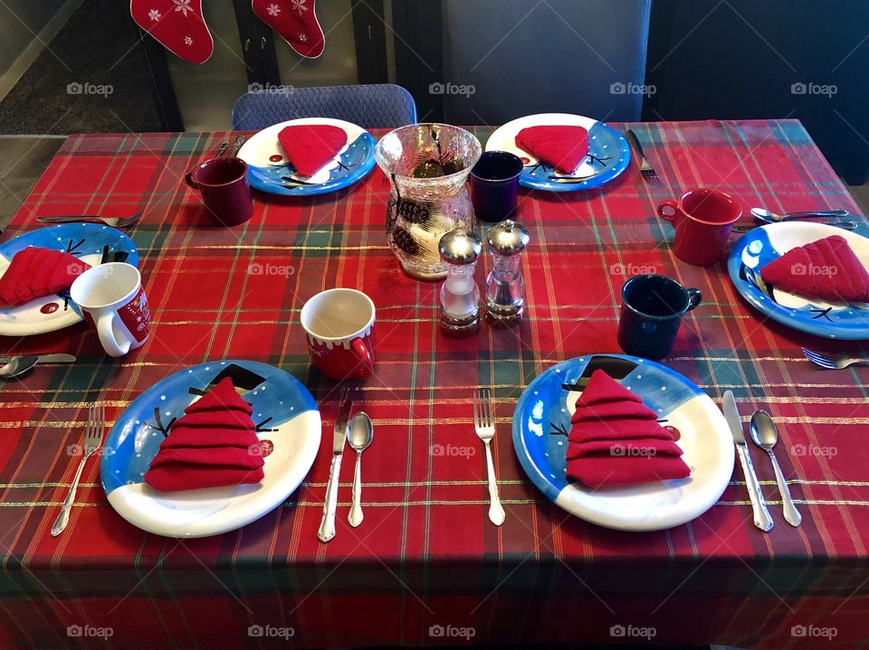 Holiday table
