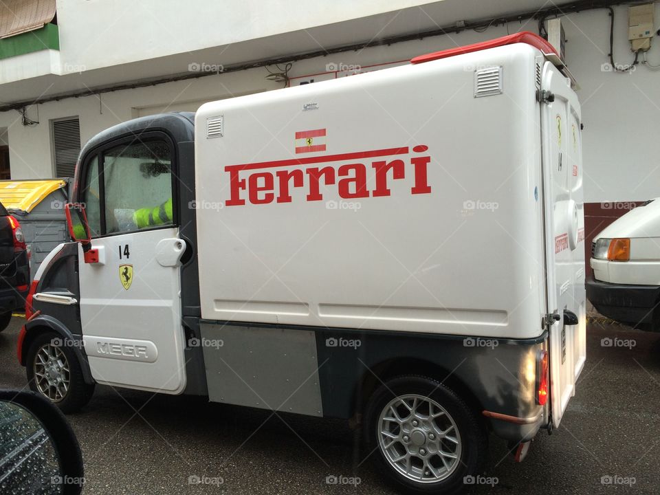Ferrari ?