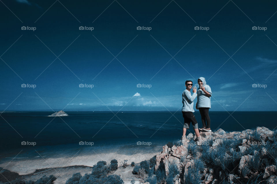 coople honeymoon lovely landscape romance nature kenawa island