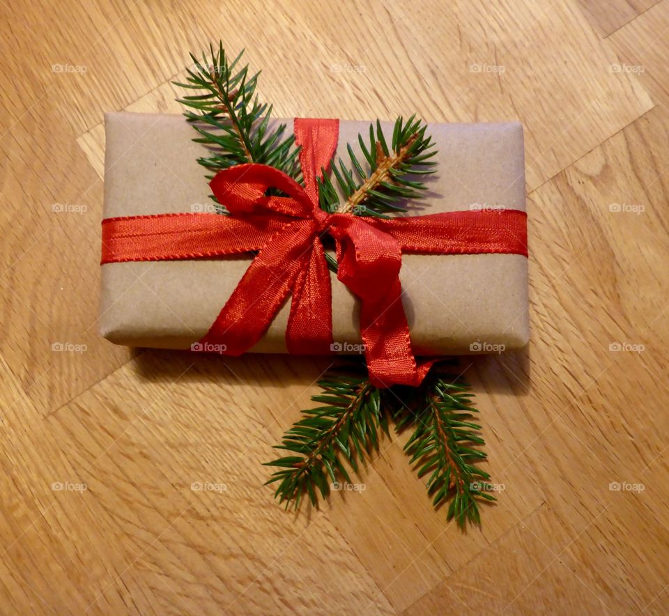 Wrapped gift 