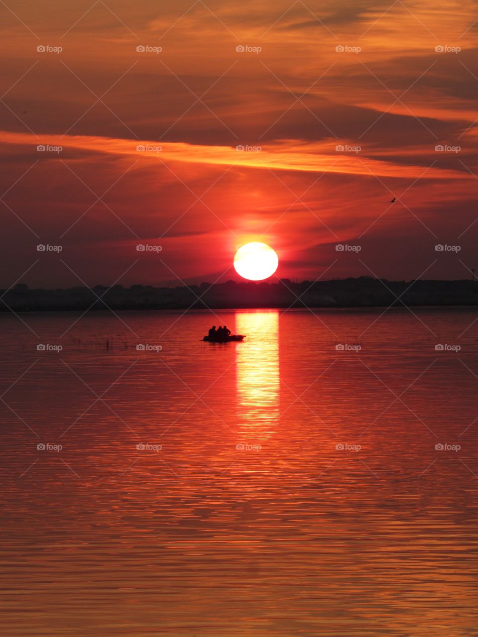 закат на озере Копа