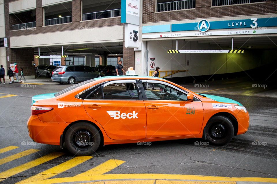 Beck taxi is taking a sharp turn