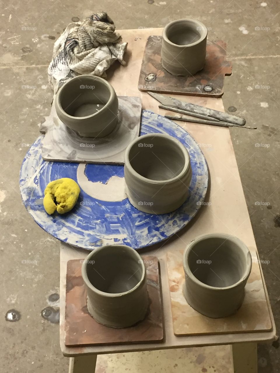 Slinging pottery