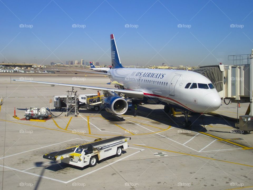 US AIRWAYS A319 AT PHOENIX SKY HARBOR AIRPORT PHX