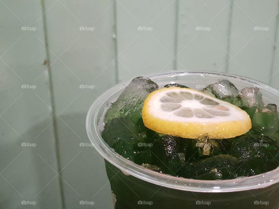 Chlorophyll lemon on Friday